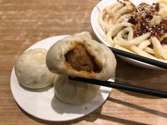 -韩包子(建设路店)