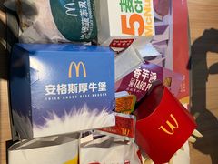 -麦当劳(松江南乐得来速店)