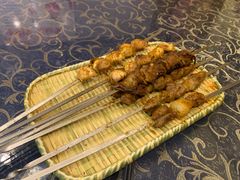 -乡村馕坑肉·烧烤·新疆菜·本地人更爱吃(阿勒泰首店)