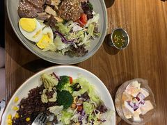 -POKEE VIA&Brunch·维娅(重庆来福士店)