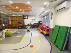 -卓跃儿童运动馆·体能·跳绳·篮球(滨江东中心店)