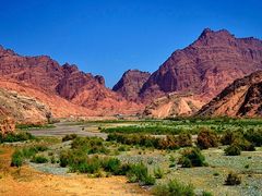 -天山神秘大峡谷