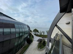 -上海滴水湖皇冠假日酒店