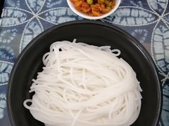 -桥香园过桥米线(国贸店)