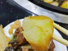 -山妹子铁锅炖