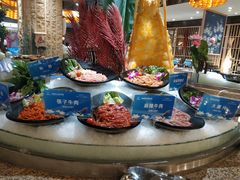 -小天鹅戴斯酒店鲸鲨百汇创作料理