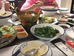 -美奈小馆·越南料理(中航城君尚购物中心店)