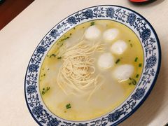 鱼丸鱼汤面-面婆婆东台鱼汤面(湛江路店)
