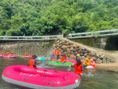 -安吉龙王山峡谷漂流