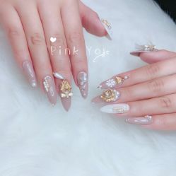 -Pink You美甲洗眉纹绣定制中心