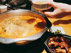 -野山舂·贵州现舂酸汤火锅(鸿通城店)