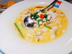 QQ酸汤鱼-蜜桃餐厅·江浙融合菜(荟聚购物中心店)