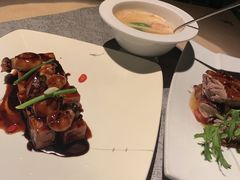 -穹六人间 people 6(岳阳路店)