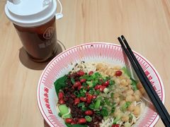 -遇见小面(站西路店)