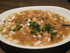 东阳沃豆腐-童年小筑餐厅(申花路店)