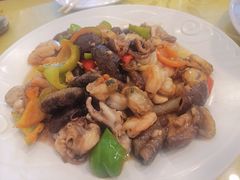 -鑫渔港海鲜本地菜·山海关浑锅(东戴河店)