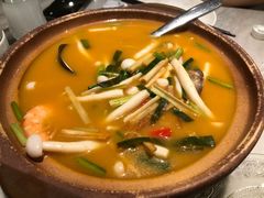 椰水冬阴功虾汤-金椰壳· 大厨新加坡菜(壹方城店)