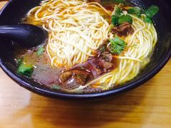 -志权牛肉面(灵山路店)