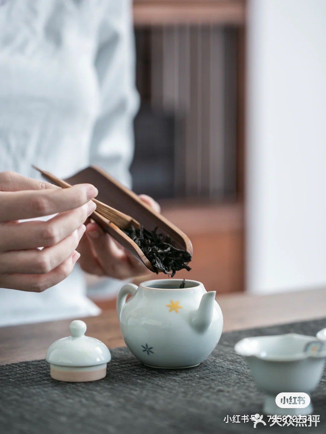 夜半，茶器，生命之花