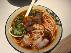 -鑫花溪牛肉米粉(凤凰街创始总店)