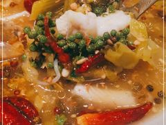 -姚姚酸菜鱼·金戈戈香港豉油鸡(喜荟城联名店)