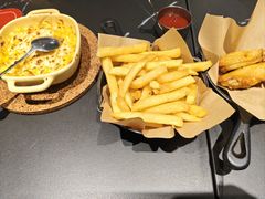 -必胜客(周浦万达店)