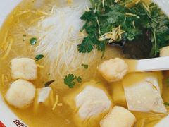 -小杨生煎(金山百联购物中心3楼店)