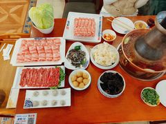 -楼外楼大刀肉传统火锅居(博学路店)