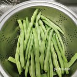 湘菜版的外婆菜炒四季豆，比榄菜四季豆更有味呀！