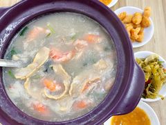 -皮蛋弟砂锅店(总店)