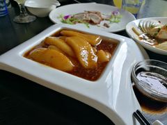 -河畔春天时尚餐厅