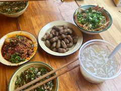 -拈签一笑黄牛肉辣卤串串