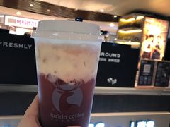 桃桃芝士红宝石茶-luckincoffee瑞幸咖啡(香港名店街店)