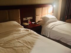 -峨眉山世纪阳光大酒店(峨眉高铁站店)