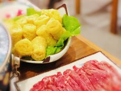 -毛辣果·贵州红酸汤牛肉火锅(西单店)