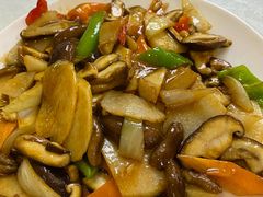 香菇烧山药-小城家宴