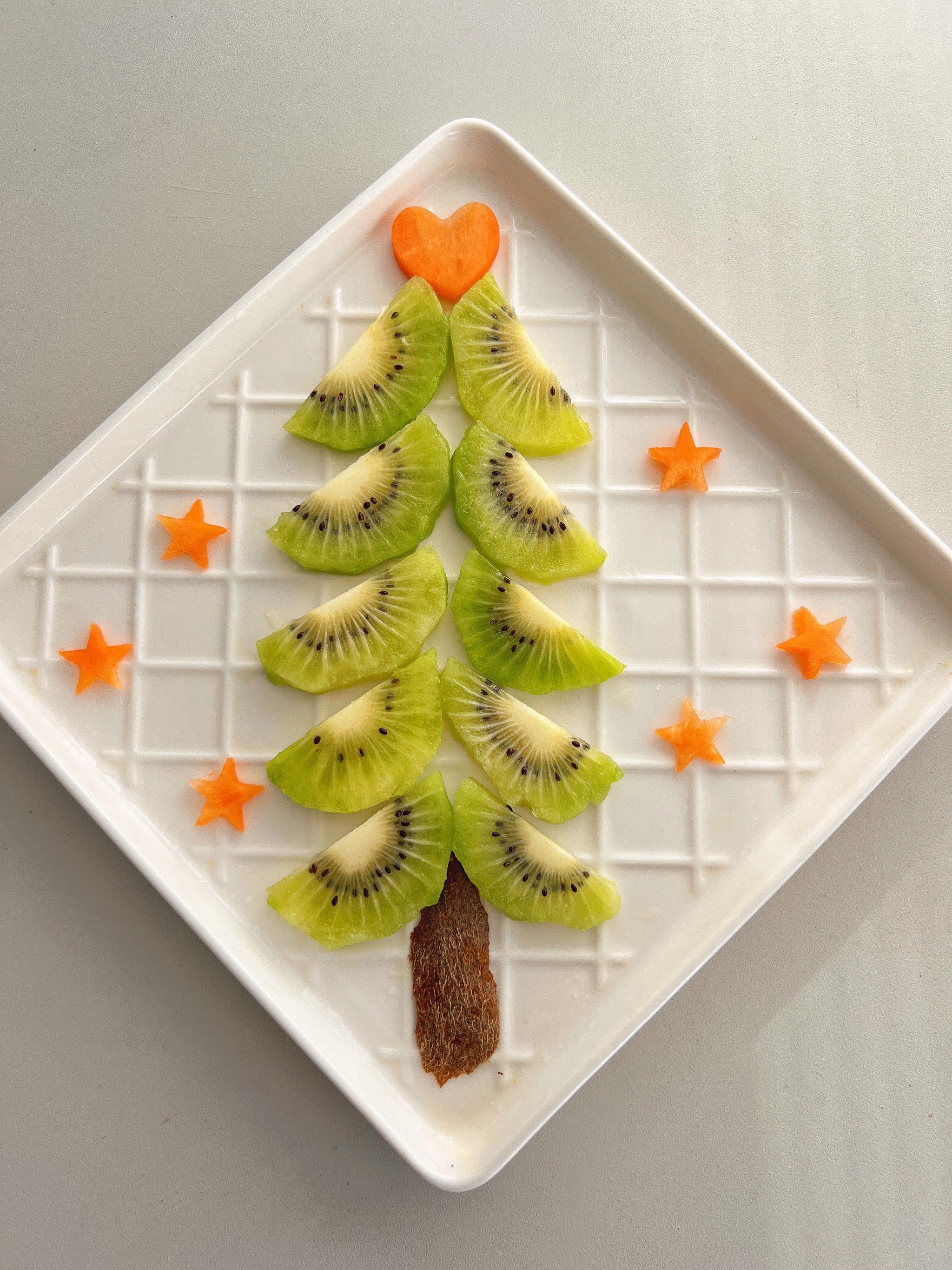 创意水果大拼盘,万物皆可爆改圣诞树🎄