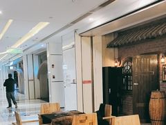 -逃脱反斗城沉浸剧情密室(阳光新业中心店)