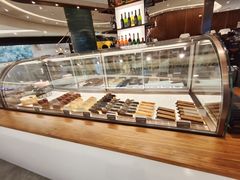 面包甜点陈列柜-Ninethirty by Awfully Chocolate(天环广场店)