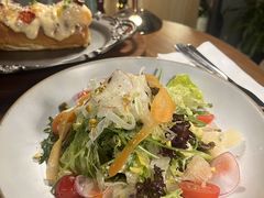 -LESCEDARS Brasserie Bistro香柏树