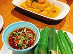 -隔壁老王·家常云南菜(花巷店)