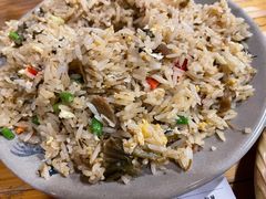 酸菜腊肉炒饭-老湘烤·湘西小串(绿塘路店)