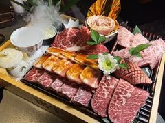 -铭牛烧肉·和牛海鲜自助(高新月牙湖店)