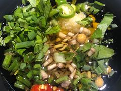 -钢管厂五区小郡肝串串香(奥克斯广场锦城万达店)