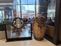-星巴克臻选(上海合生汇1F店)