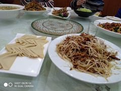 -红高粱大酒店(宁山东路店)