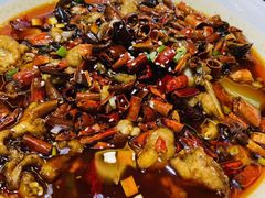 -东口码头·烧鸽子·鱼头泡饼·地方菜(金鹰悦城店)