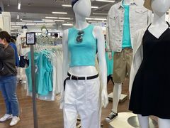 -GAP(王府井奥莱·香江小镇店)