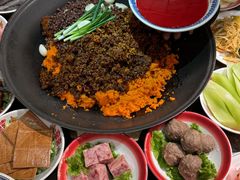 -沸炉重庆老火锅(军事博物馆店)