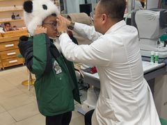 -豪门视光·星趣控·蔡司依视路眼镜代理商(中央大街店)